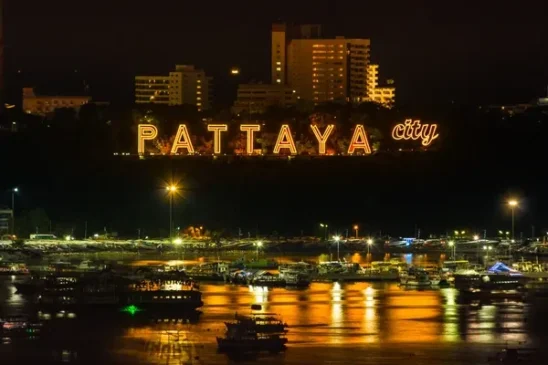 Encantos e cores de pattaya, a joia tailandesa