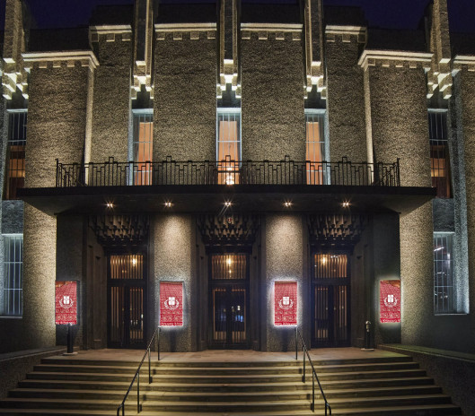 9 em Recente Teatro em Reiquiavique