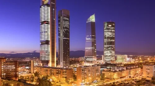 12 em Recente Madrid: Essência Espanhola