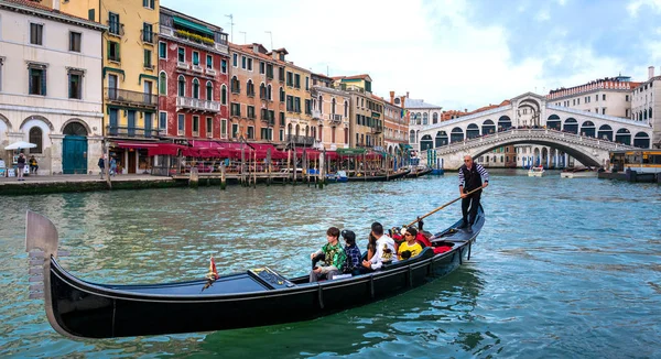 16 em Recente Passeio