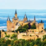 Castelos Europeus: Uma Viagem pelo Tempo e História