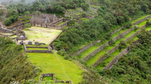 2 em América Choquequirao: O Segredo Bem Guardado dos Andes
