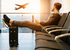 Como escolher um cartão de crédito para viagens: seguros, taxas no estrangeiro e benefícios a considerar