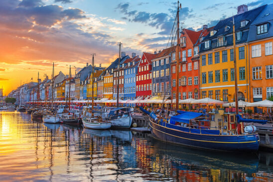 Nyhavn: Encantador Postal Inesquecível da Dinamarca